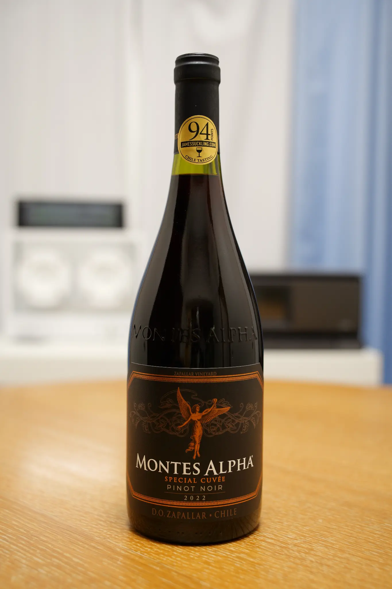 モンテス・アルファ・スペシャル・キュヴェ・ピノ・ノワール